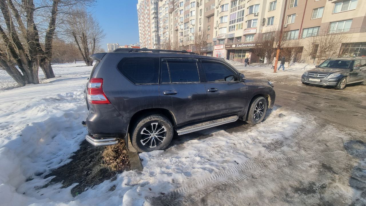 Автомобиль ВАЗ 2109 в хорошем состоянии